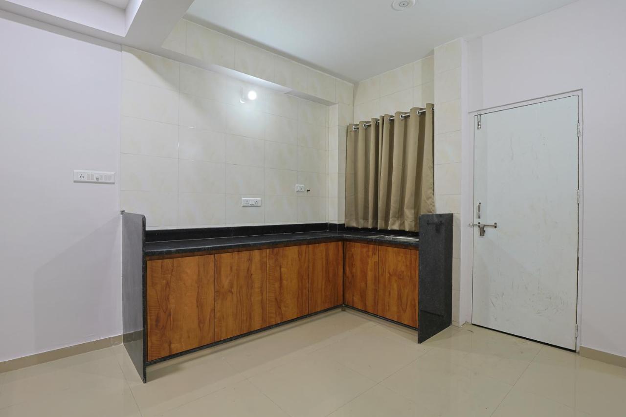 Hotel Monville Group Vadodara Zewnętrze zdjęcie